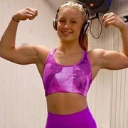 Teen muscle girl Fitness girl Lovisa